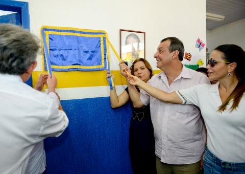 Omar destaca importância dos investimentos em educação na rede pública estadual 